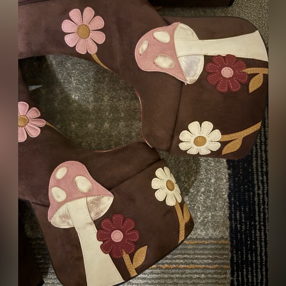 Dolls kill mushroom boots 11 - Picture 8 of 9